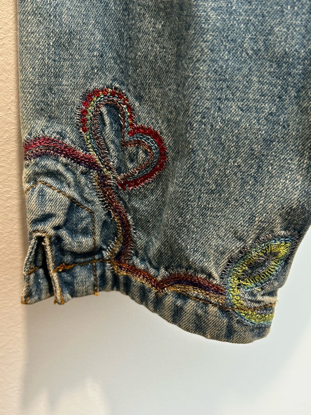 Chico’s Button-up Cotton Denim Embroidered Jacket - Chico’s 2 (Same as Large) - Picture 8 of 9